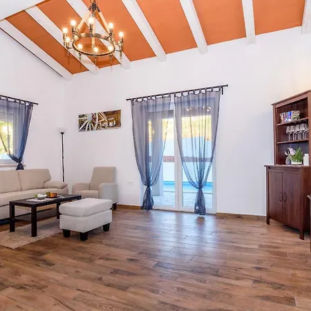 Pensjonat Terrano 3*